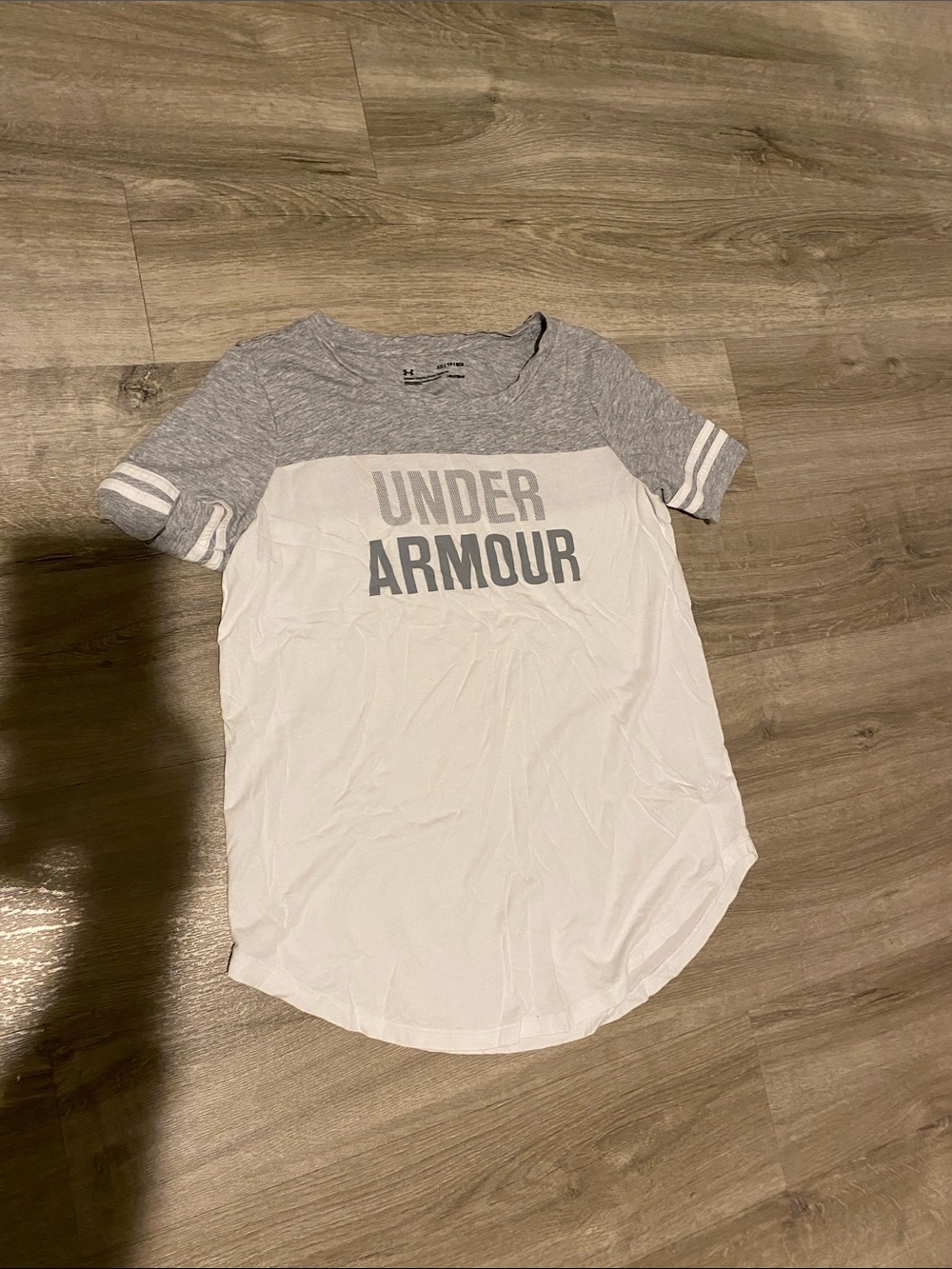 Under Armour Gray & White Colorblock Short Sleeve Tee